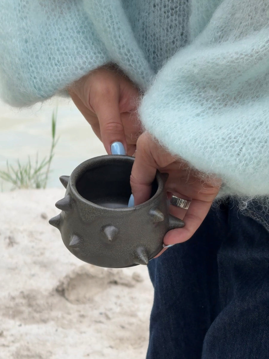 spiky cup 06